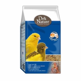 Small Pet Food & Treats