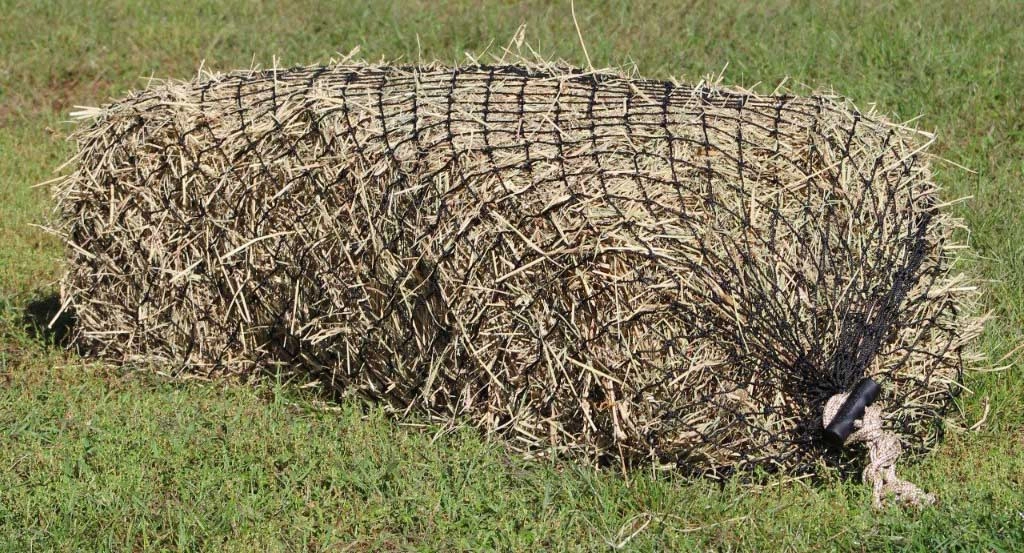 Hay Chix Heavy Duty Small Square Bale Hay Net Feeder for Horses