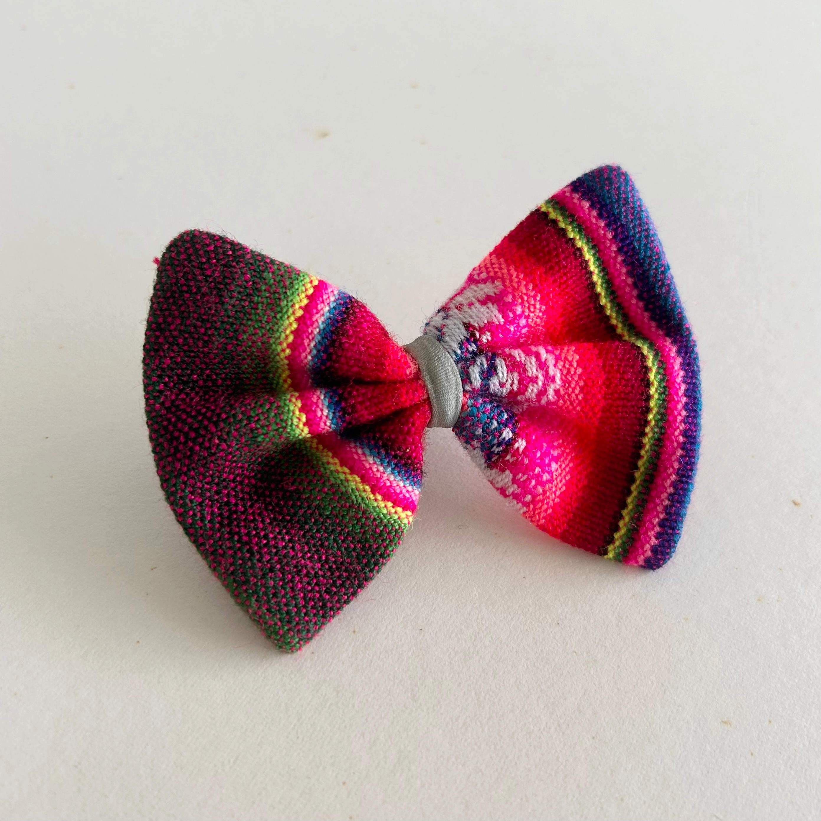 Hiro Wolf Bow Tie: Inca Pink