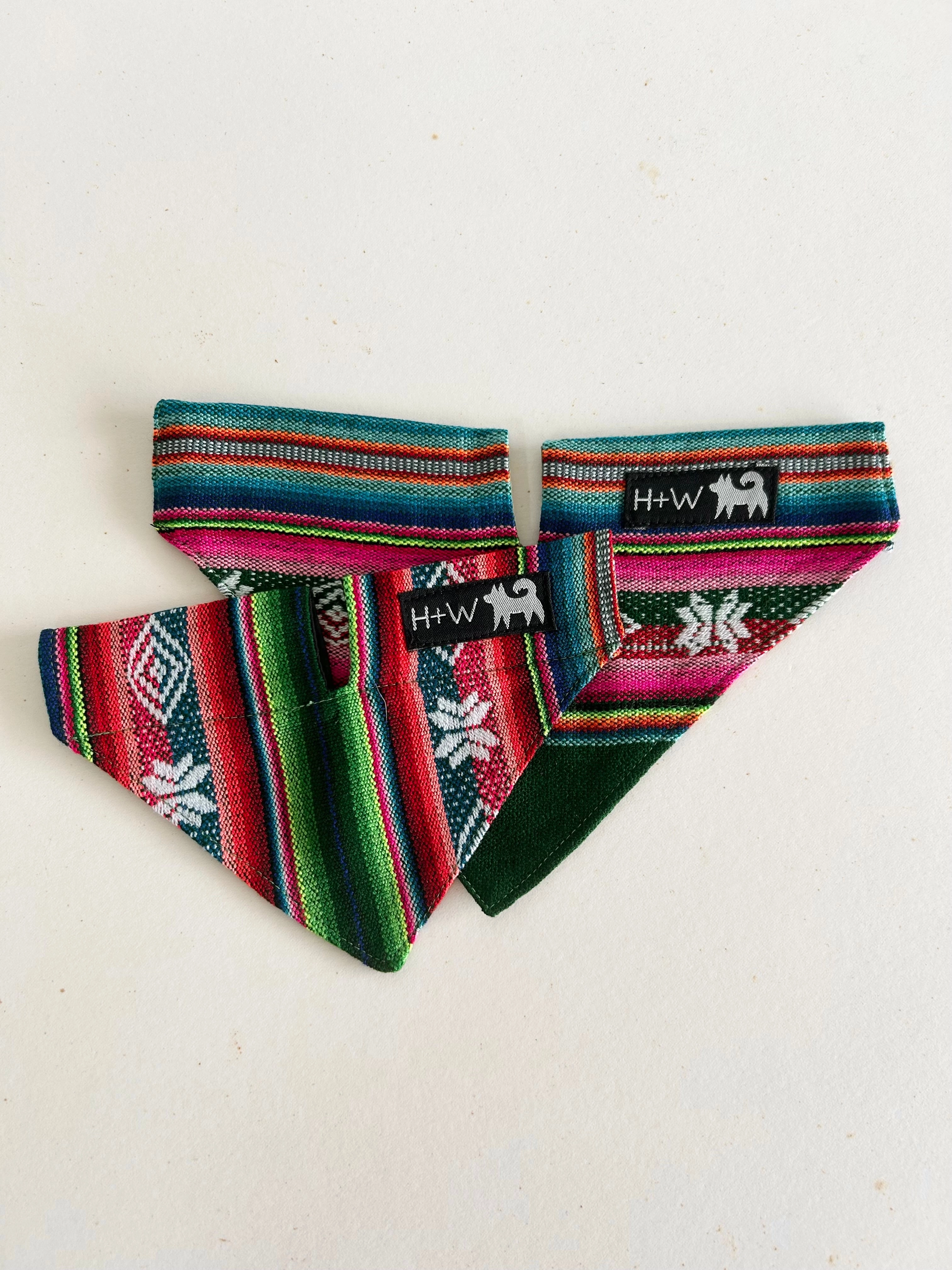 Hiro Wolf Dog Bandana: Inca Green