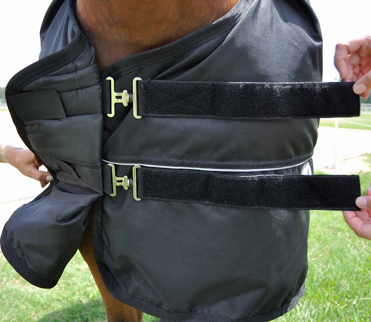 Jeffers Supreme Plus 1680 Denier Heavy Weight Horse Turnout Blanket, 360 gram fill, Black