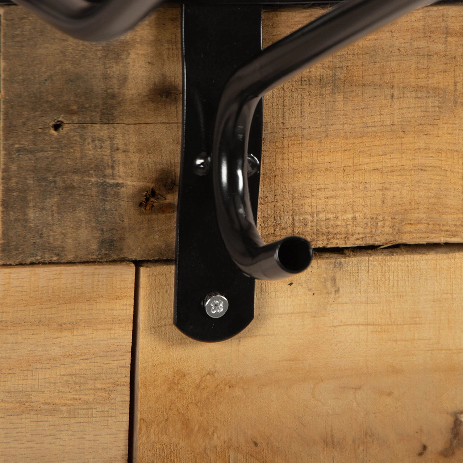 Jeffers Wall Mount English Saddle Rack with Tack Hook