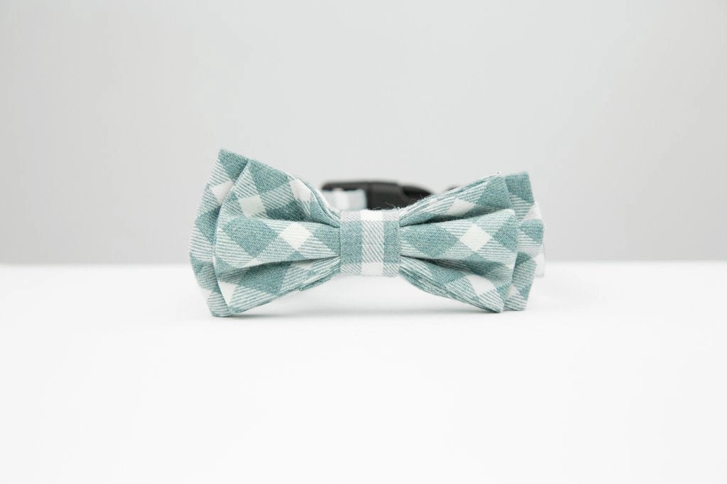 MaxBone Chloe B Dog Bow Tie