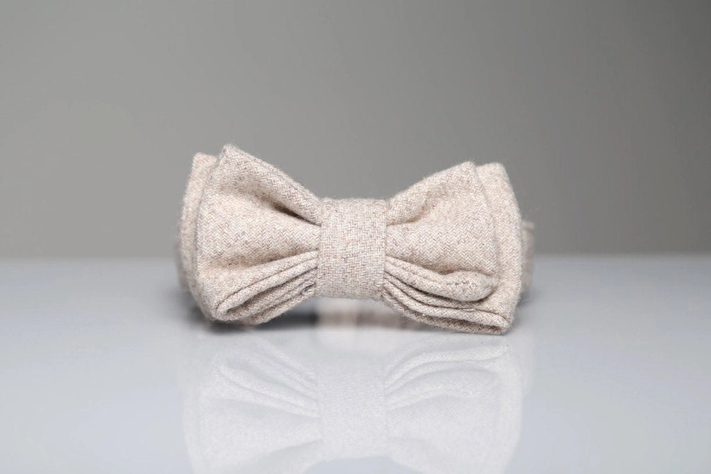MaxBone Wilhelmina Dog Bow Tie