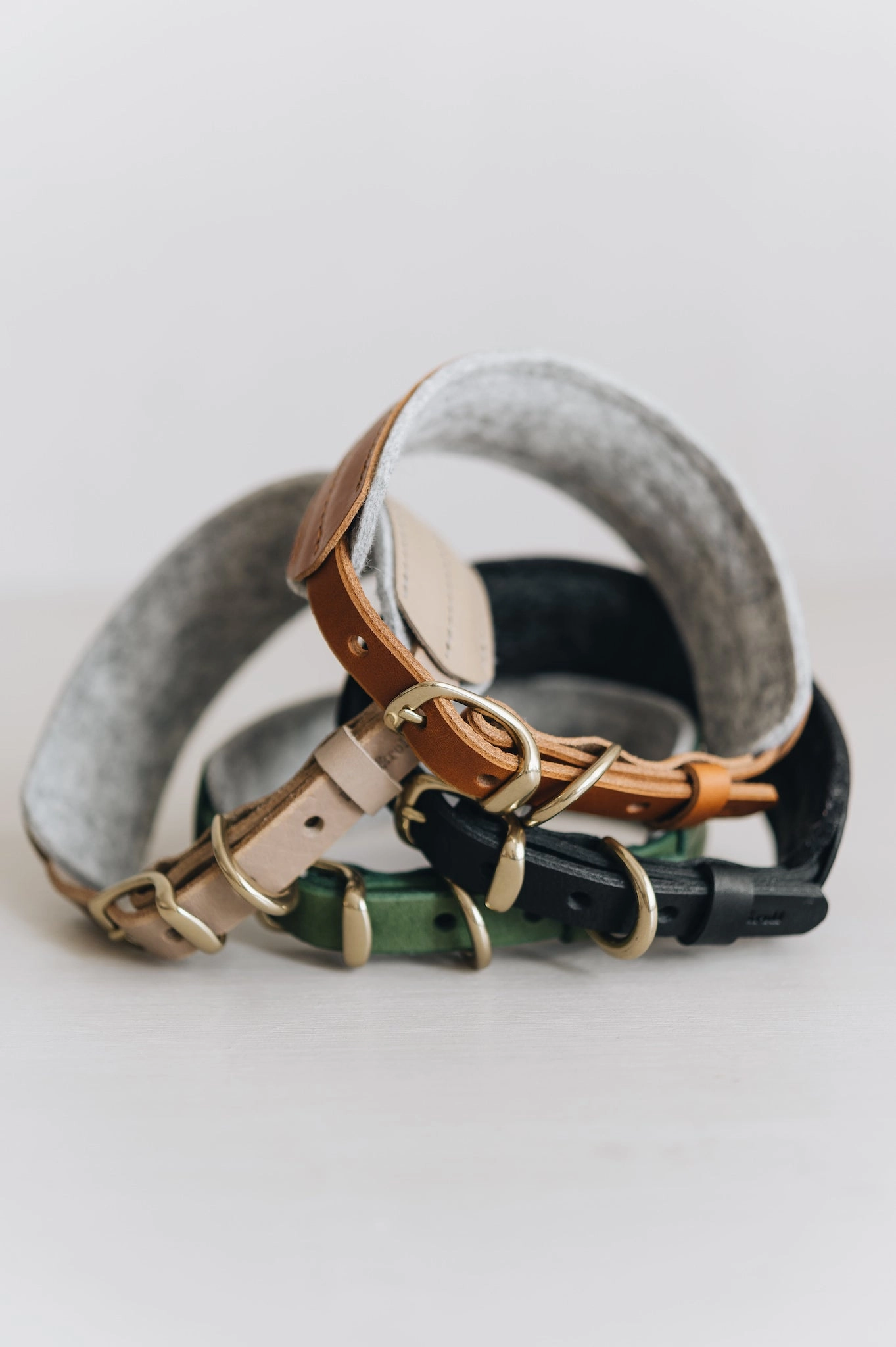 Pine Leather Dog Collar
