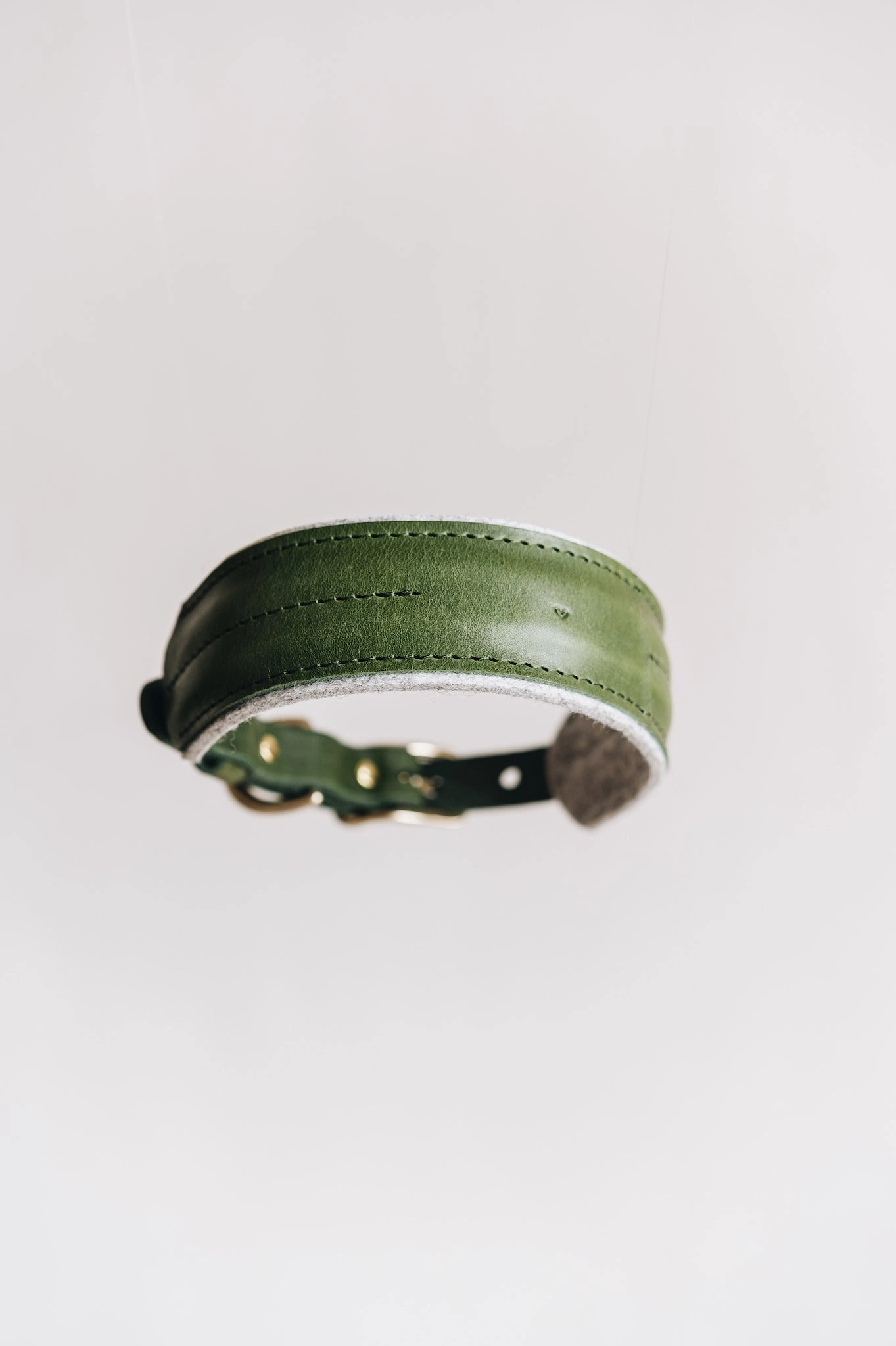 Pine Leather Dog Collar