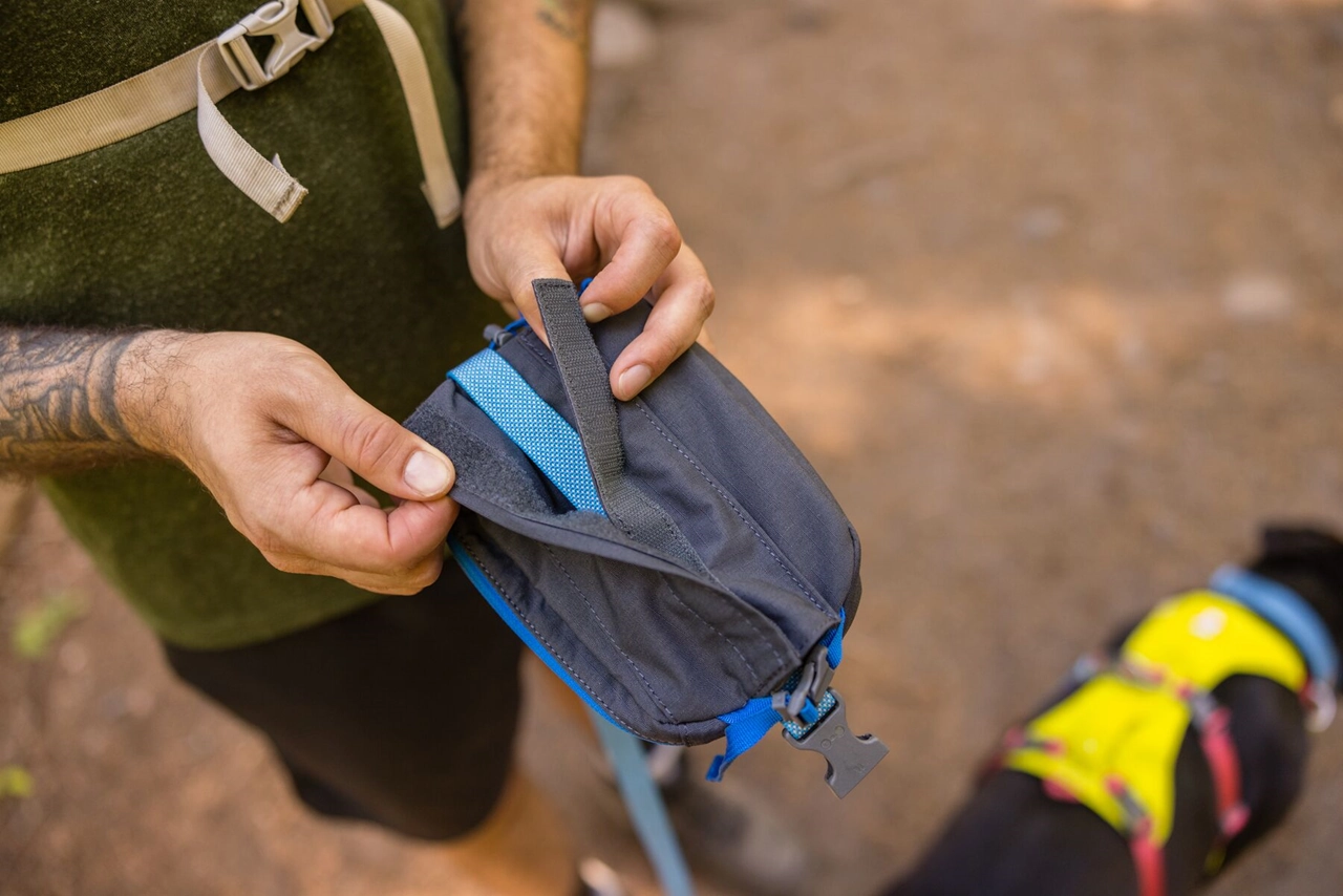 Ruffwear Pickup Bag Dispenser, Stash Bag Plus