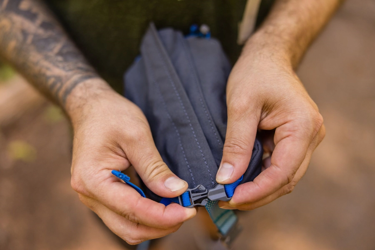 Ruffwear Pickup Bag Dispenser, Stash Bag Plus