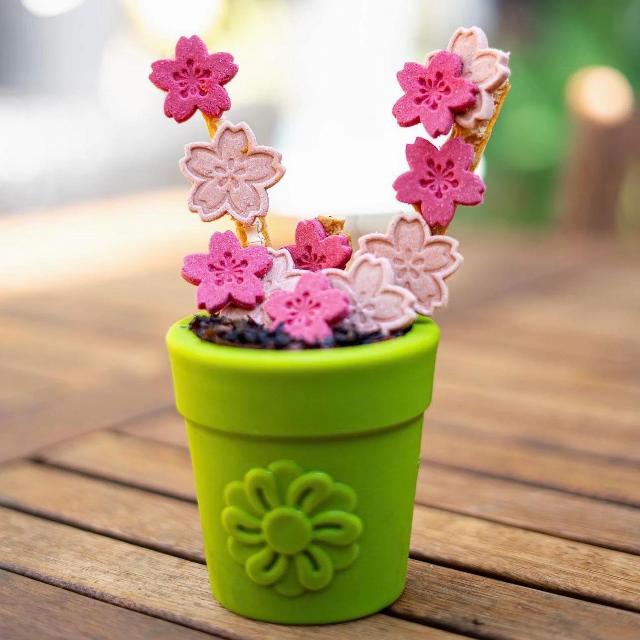 Sodapup Flower Pot Durable Treat Dispenser