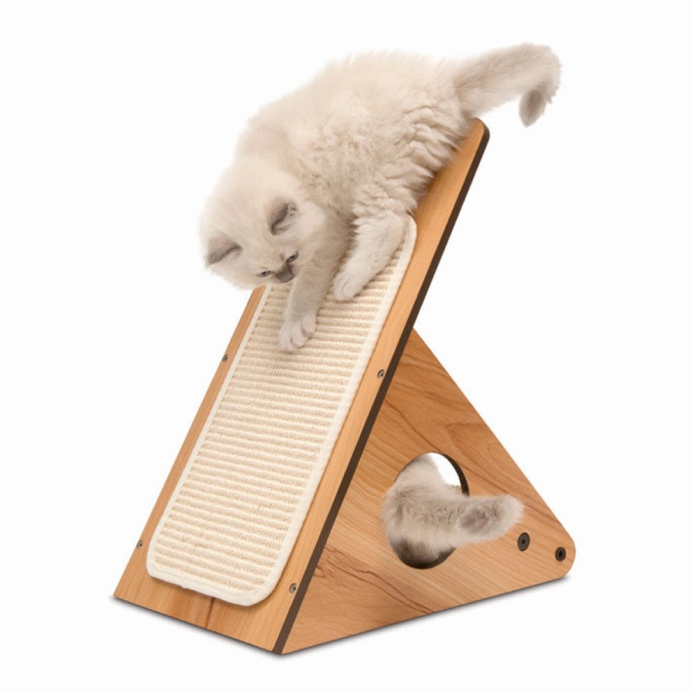 Vesper V-Playstation In Walnut Cat Post
