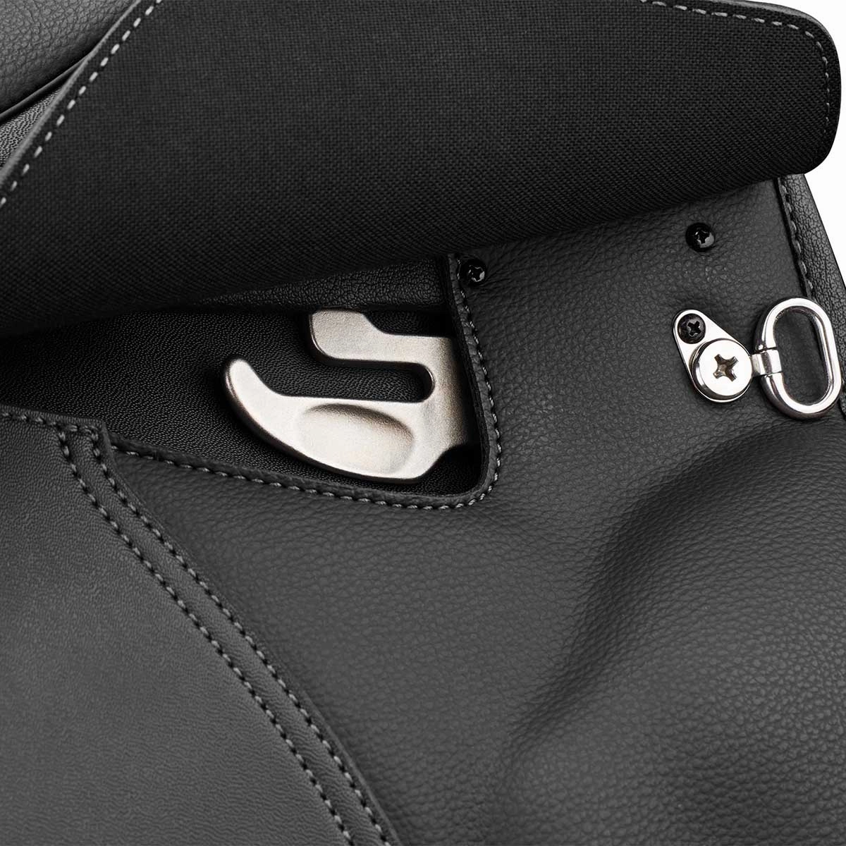 Wintec 500 Dressage Hart Saddle, Black