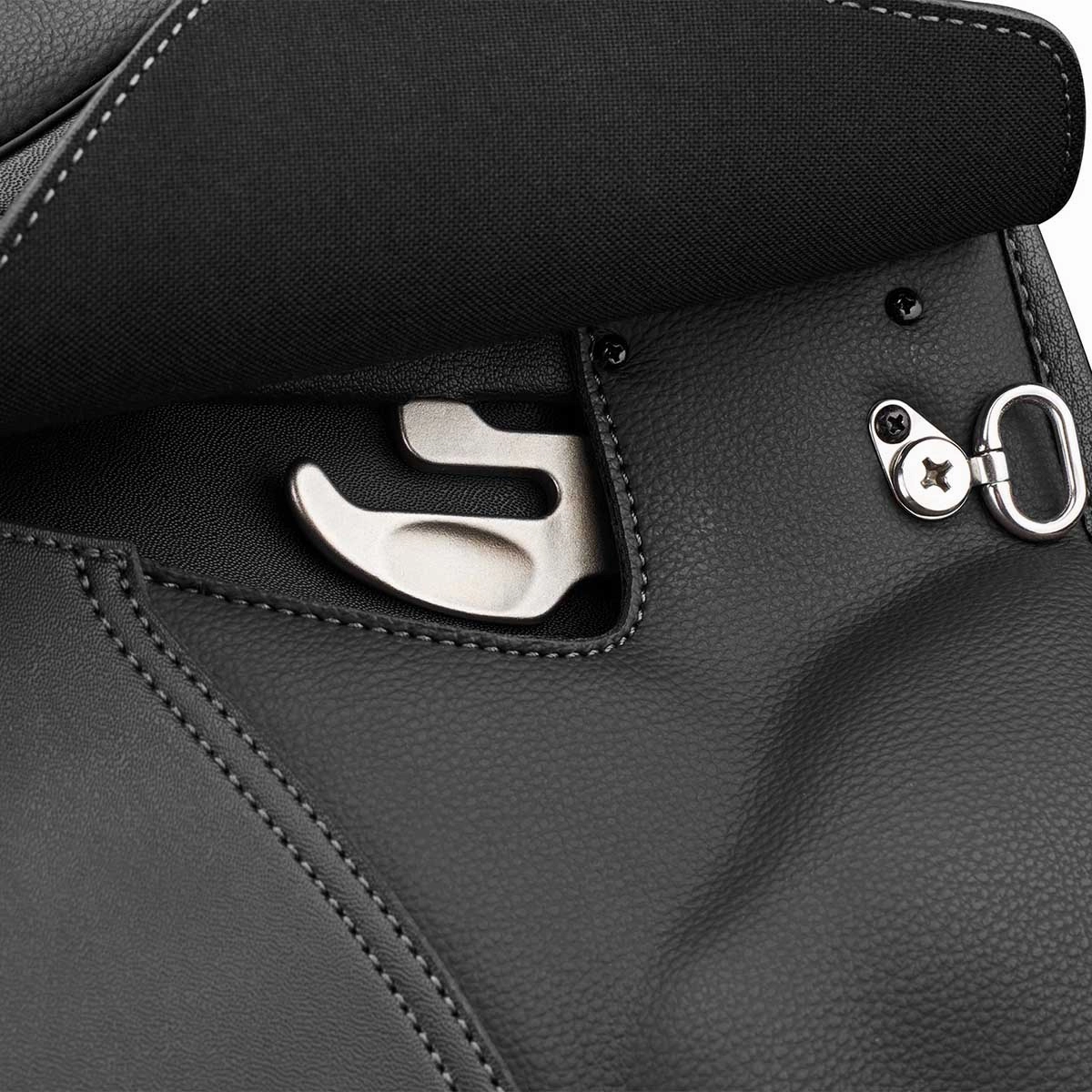 Wintec 500 Dressage Hart Saddle, Black